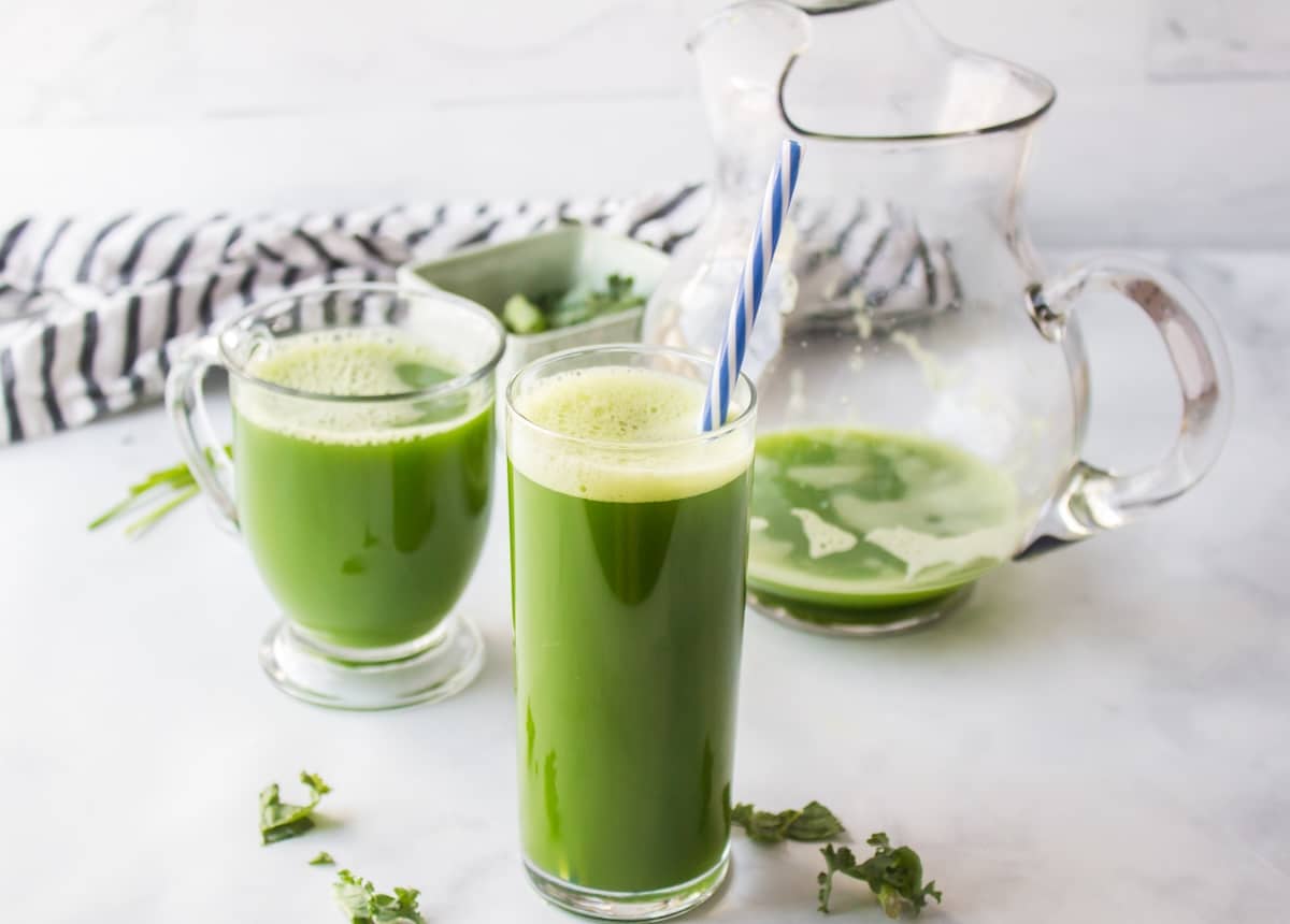 Green Detox Juice: Boost Metabolism & Weight Loss (Blender/Juicer)